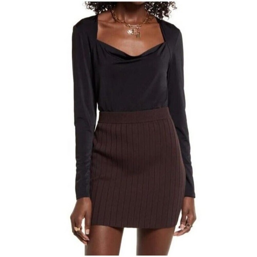 STORE CLOSING FRI JAN 23 NWT Open Edit black long sleeve crop top size M